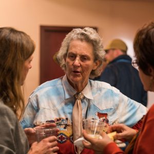 dsc02234-copy Dr. Temple Grandin visits with Maddy Butcher and Dr. Sheryl King